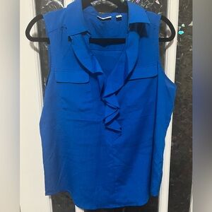 New York & Co blue sleeveless blouse Size M